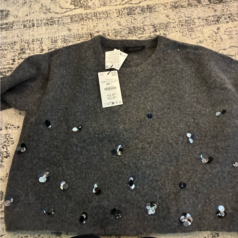 Zara NWT gray knit sweater with sequins - Picture 7 of 8
